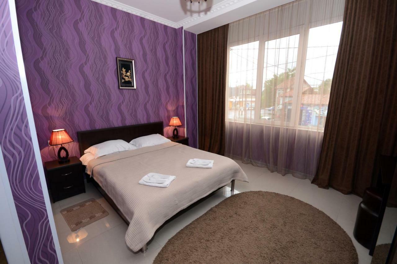 Hotel Like Akhaltsikhe  Bagian luar foto