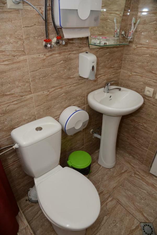 Hotel Like Akhaltsikhe  Bagian luar foto