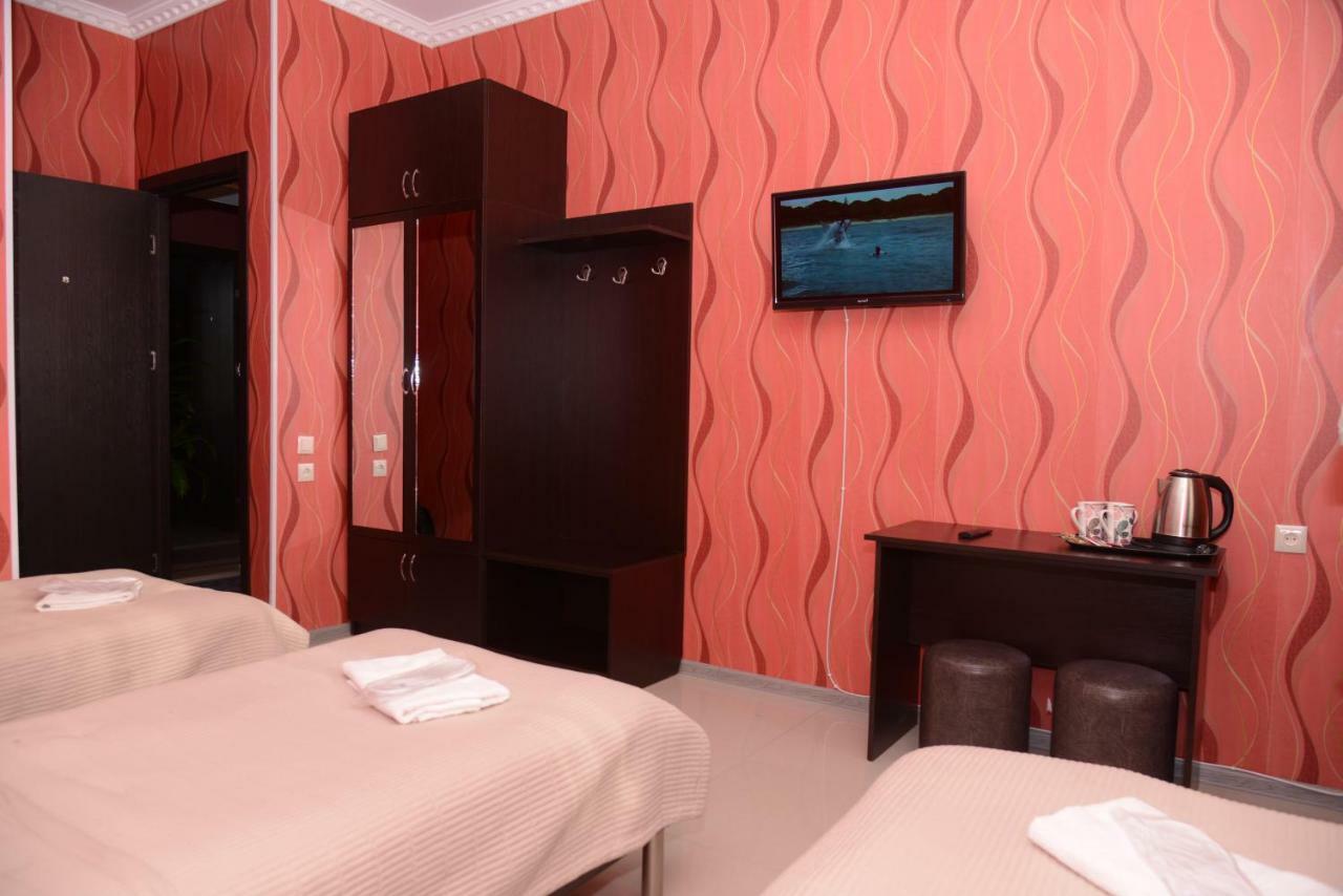 Hotel Like Akhaltsikhe  Bagian luar foto