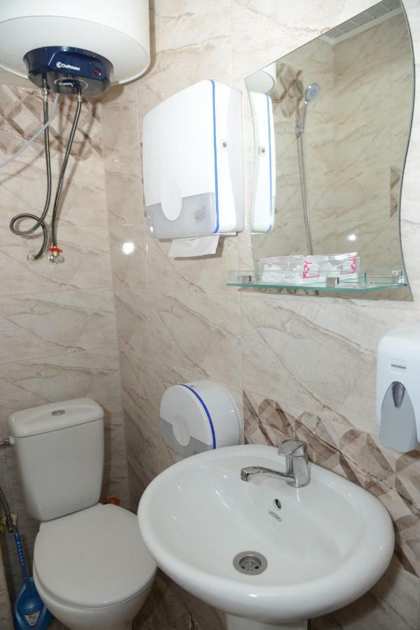 Hotel Like Akhaltsikhe  Bagian luar foto