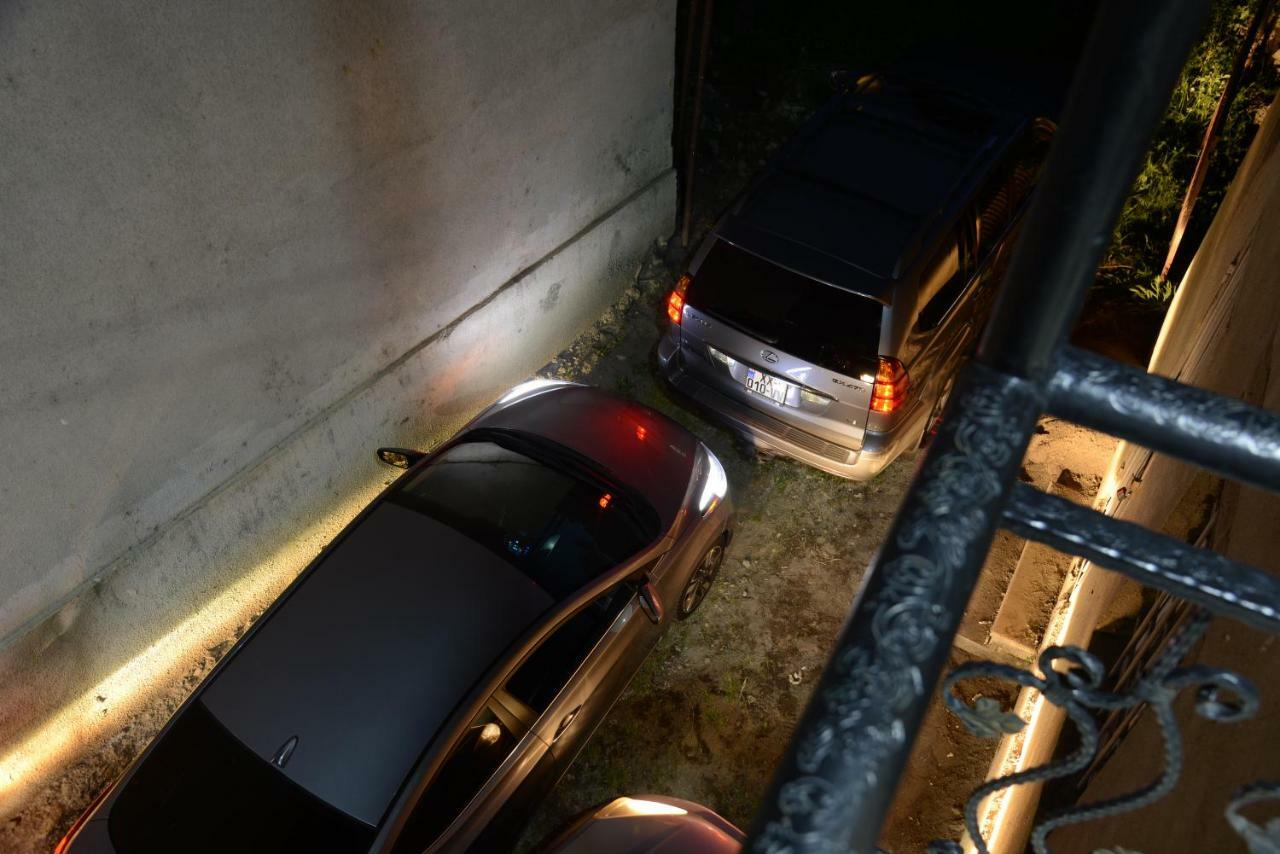 Hotel Like Akhaltsikhe  Bagian luar foto